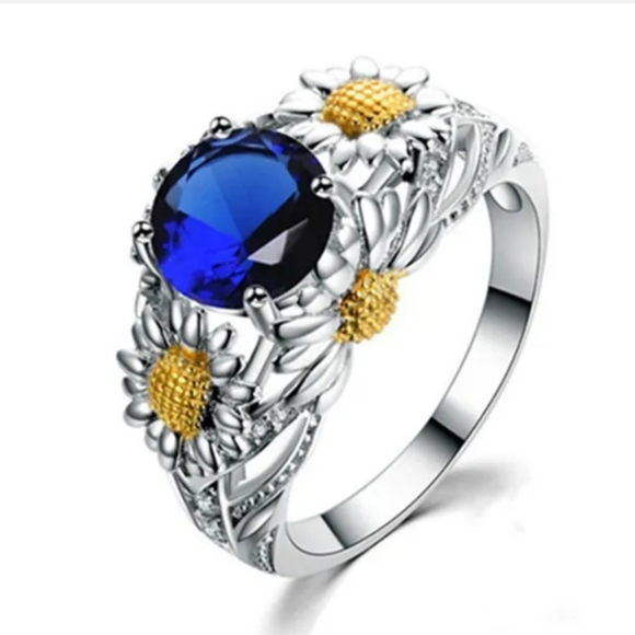 New Round Blue Cubic Zirconia Daisy Silver Ring. - Picture 4 of 8